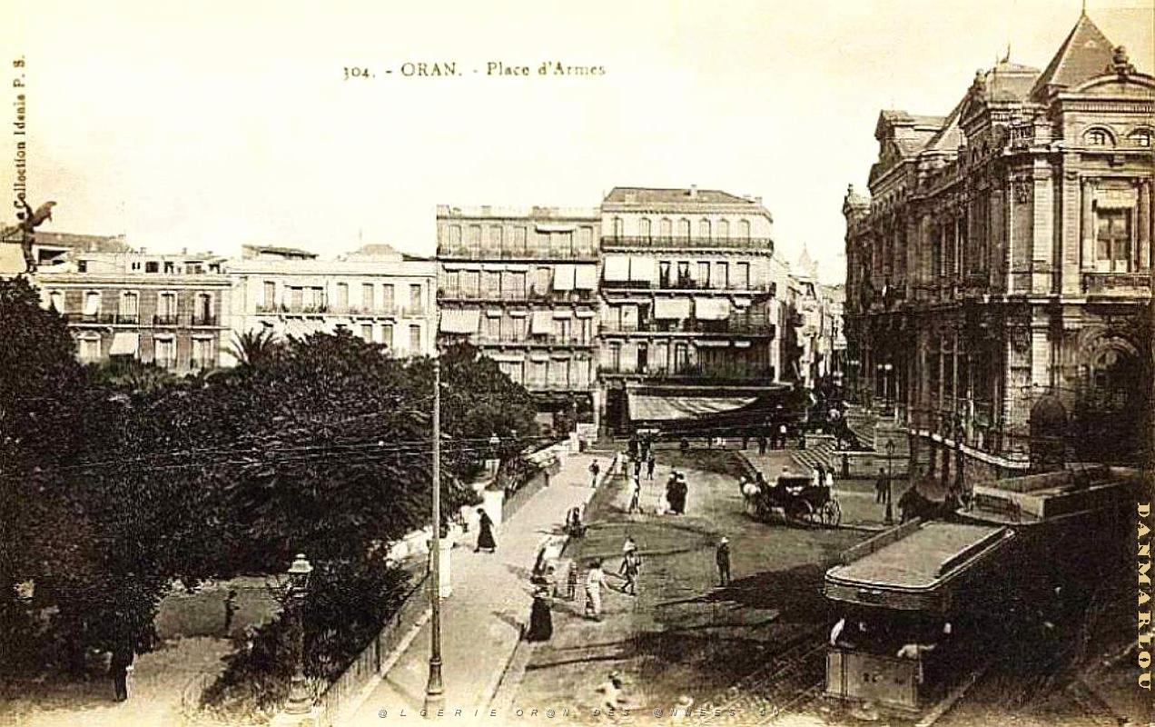 PA b- 031- Hotel de ville.jpg